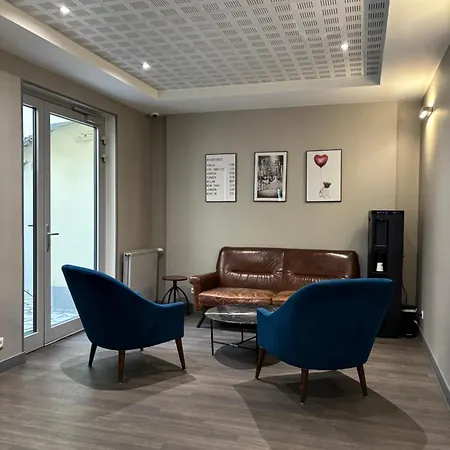 Est Hotel-2