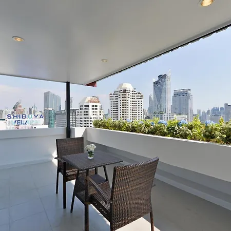 Centre Point Plus Hotel Pratunam-3