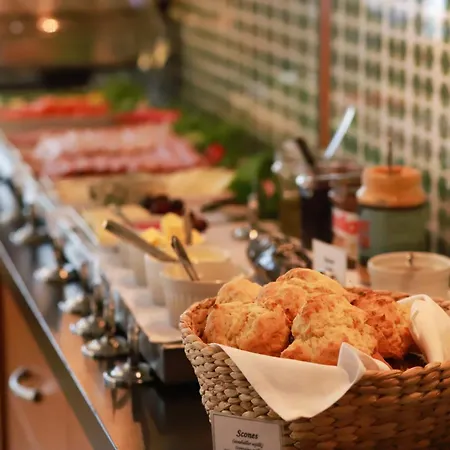Hotell Aston-3