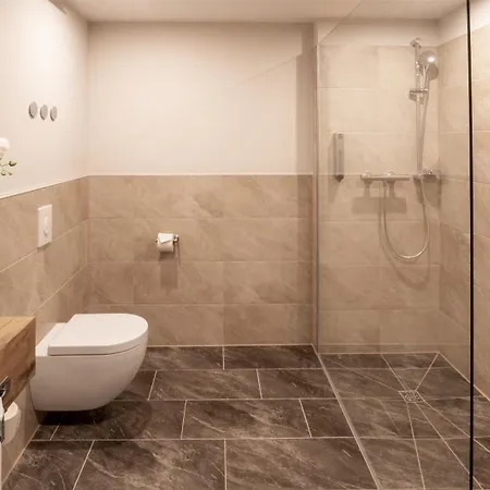 Best Western Plus Plaza Berlin Kurfuerstendamm-3
