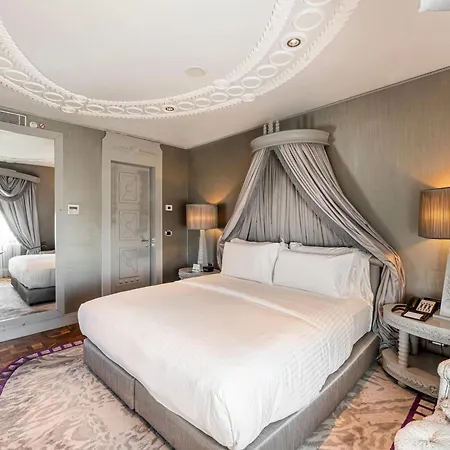 Wyndham Grand Istanbul Kalamis Marina Hotel-3