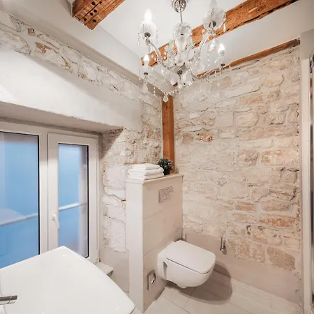 Hotel Osam - Adults Only-2