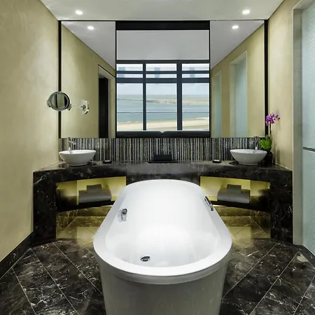 Grand Hyatt Abu Dhabi Hotel & Residences Emirates Pearl-3