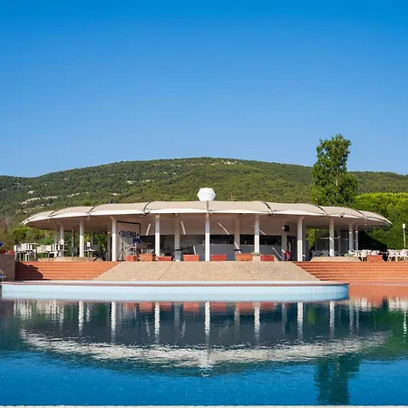 Hotel Baia Di Conte Club & Resort-2