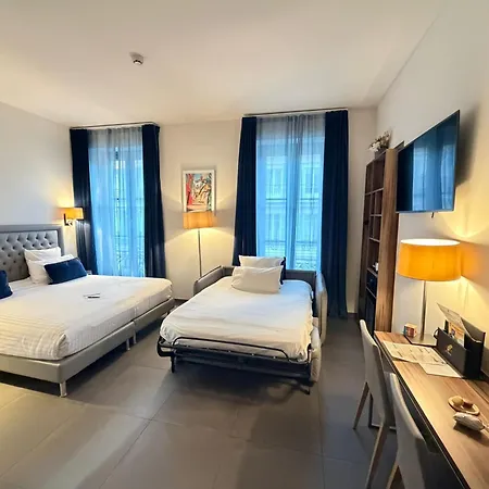 Hotel Nice Azur Riviera-3