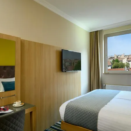 Leonardo Hotel Budapest-2
