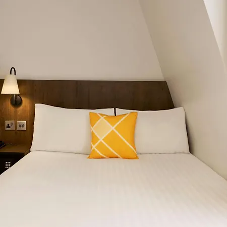 Four Points Flex By Sheraton London Kensington Olympia-2