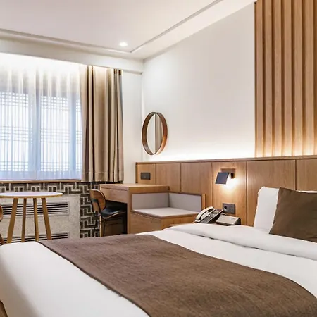 Commodore Hotel Busan-3