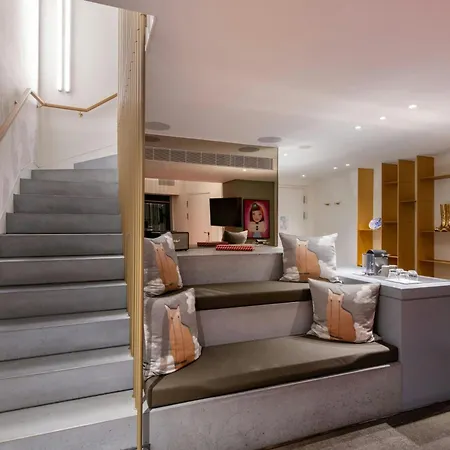 W Amsterdam-2