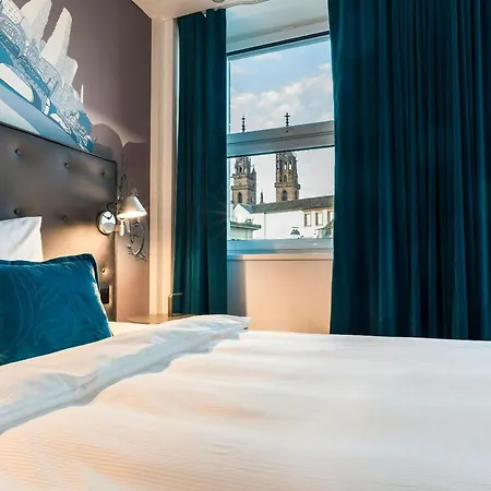 Motel One Basel-3