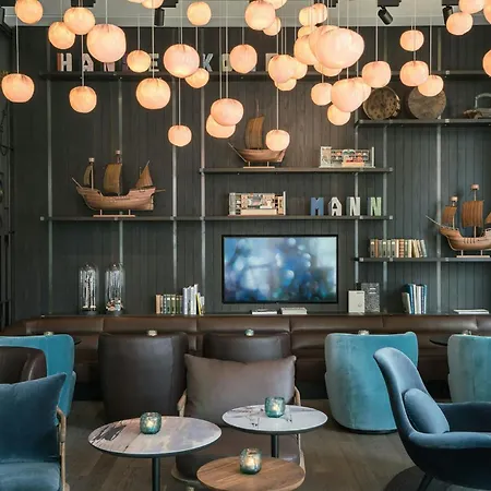 Motel One Luebeck-3