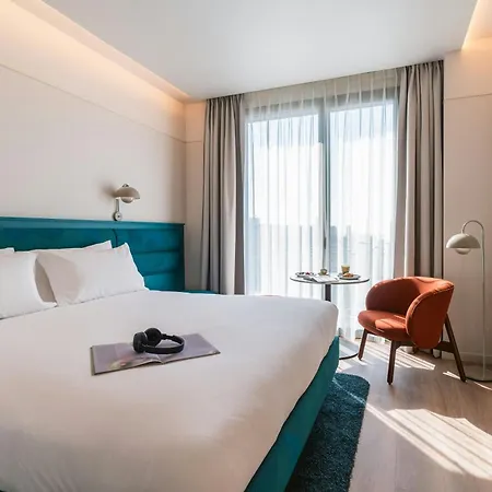 The Social Hub Barcelona Poblenou Extended Stay-2