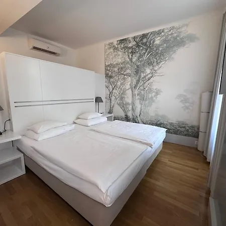 Hotel Caroline-2