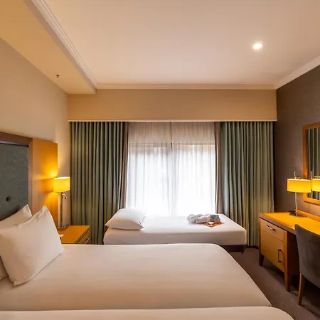 Doubletree By Hilton London Victoria-2