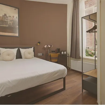 Quentin Canal House Hotel-3