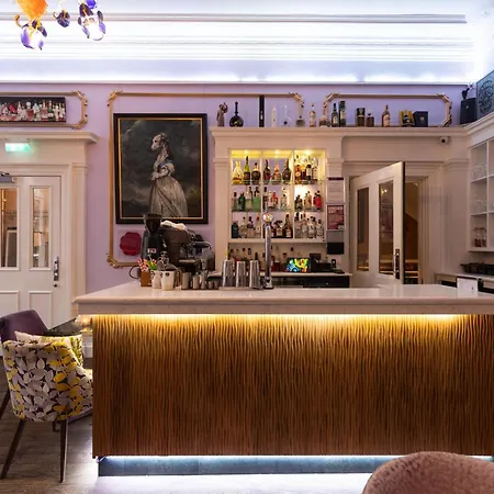 24 Royal Terrace-3