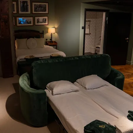 Steam Hotel-3