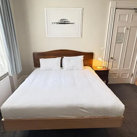 Brighton House-3