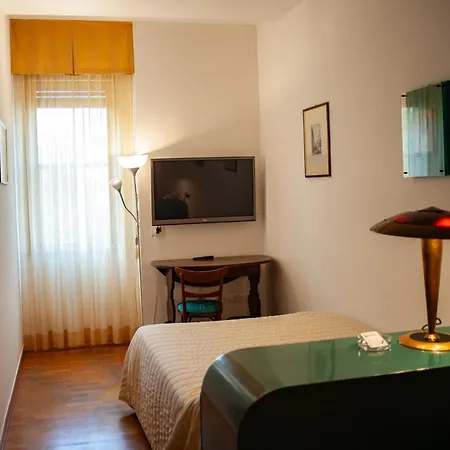 Hotel Napoleon Rimini - City & Station-2