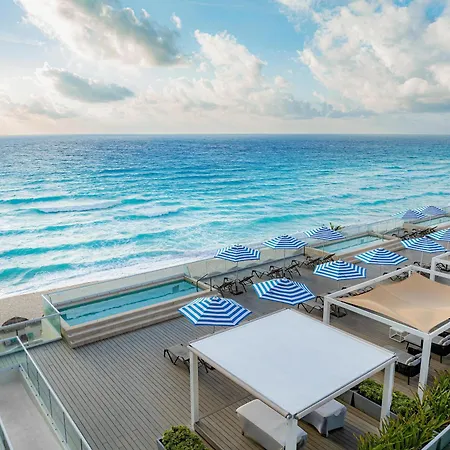 Hilton Cancun Mar Caribe All-Inclusive Resort-3