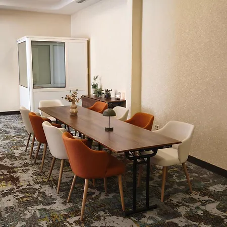 Hotel Turist - City Center-3