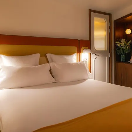 Hotel Saint-Andre Des Arts-3