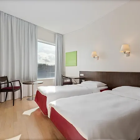 Park Inn By Radisson Meriton Conference & Spa Hotel Tallinn-2