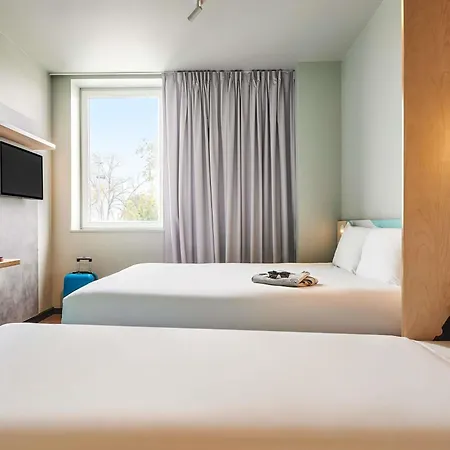 Ibis Budget La Rochelle Centre Les Minimes-3