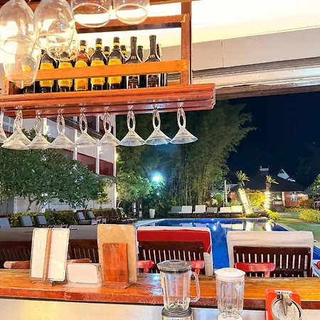 Doublegem Beach Resort And Hotel-3