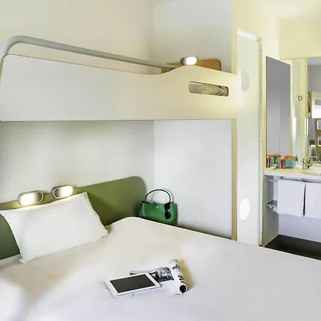 Ibis Budget Hamburg Altona-3