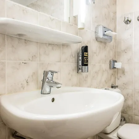 Hotel Grunewald-2