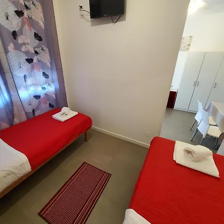 Hb Appartamenti In Centro Bergamo-2