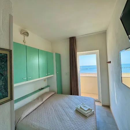 Hotel Vistamare Viserba-3