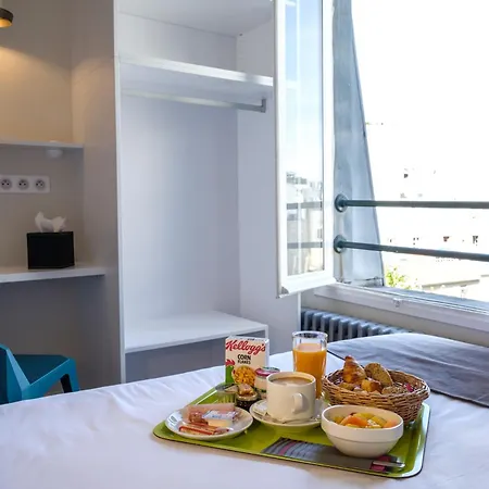 Hotel De Paris Montparnasse-2