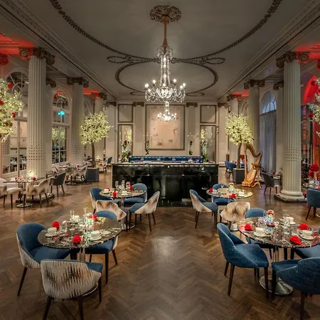 The Waldorf Hilton-3