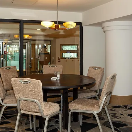 Hilton London Paddington-3