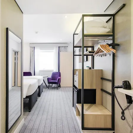 Premier Inn Abu Dhabi Capital Centre-3