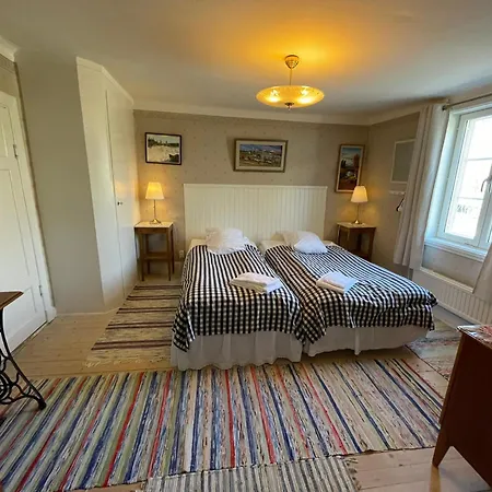 Brunnsta Gård-2