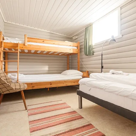 Sjostrand Rorbuer - Cozy Cabins By The Sea-2