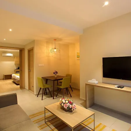 Crystal Plaza Luxury Business Hotel-3
