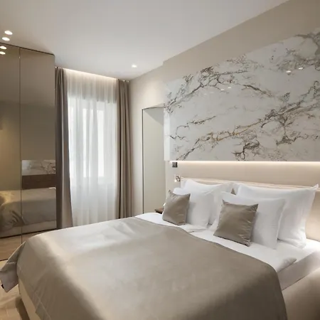 Amelie Luxury Rooms-3