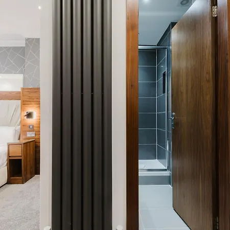 The Gate Hotel-3