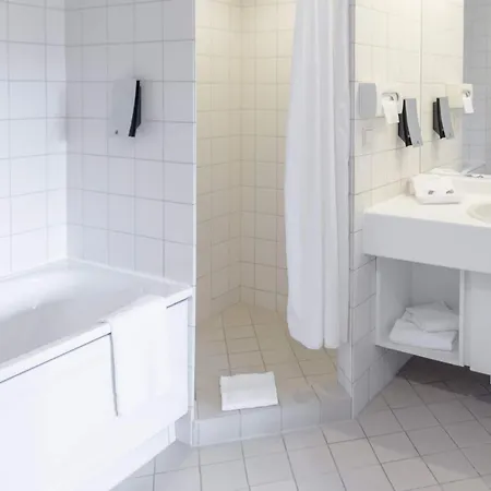 Ramada By Wyndham Flensburg City-3