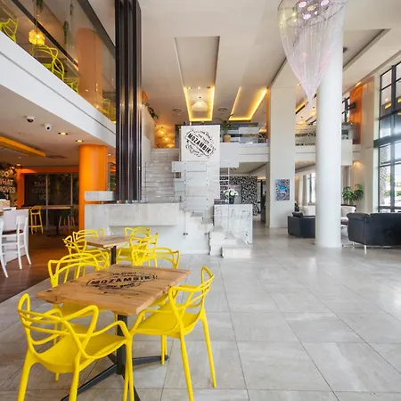 Colosseum Hotel-3