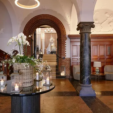 Ascot Hotel-2