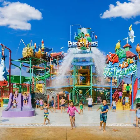 Coco Key Hotel & Water Park Resort-3