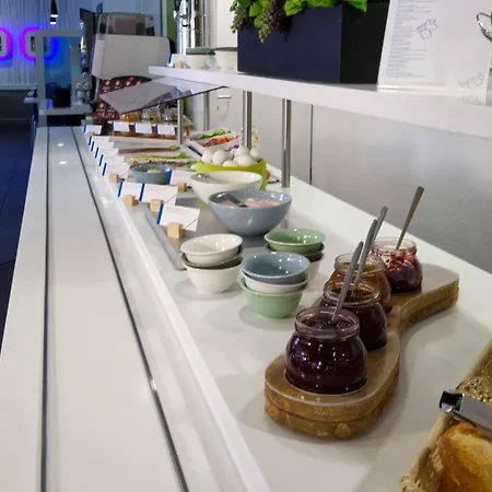Ibis Budget Koeln Messe-2