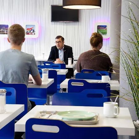 Ibis Budget Koeln Messe-3