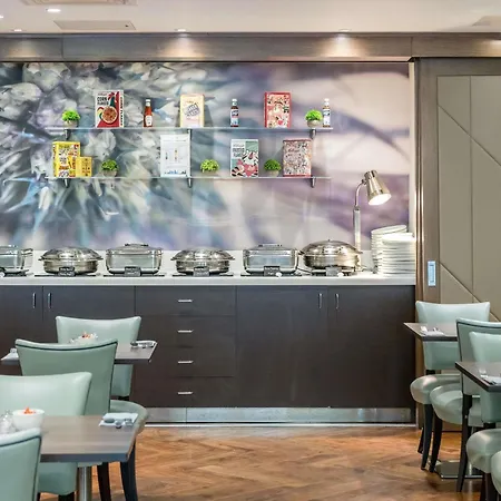 Mercure Edinburgh Haymarket-3