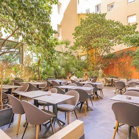 Novotel Suites Cannes Centre-3